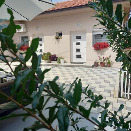 Leda Apartmani Smederevo Exterior foto
