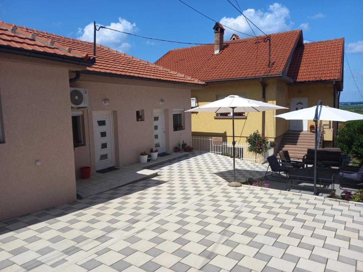 Leda Apartmani Smederevo Exterior foto
